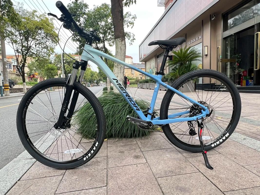 2024款美利达维多利亚ML800 初学者的完美骑行之选